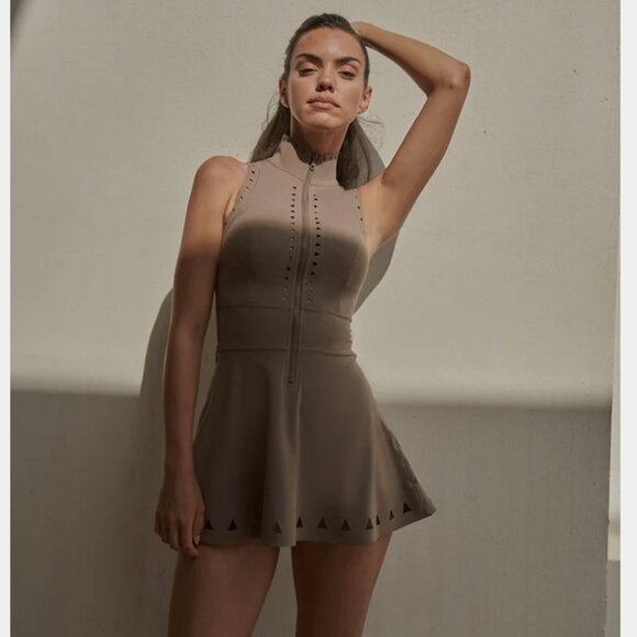 WISKII Lavish Laser Cut Zip Dress NEW With Tags - Picture 3 of 5